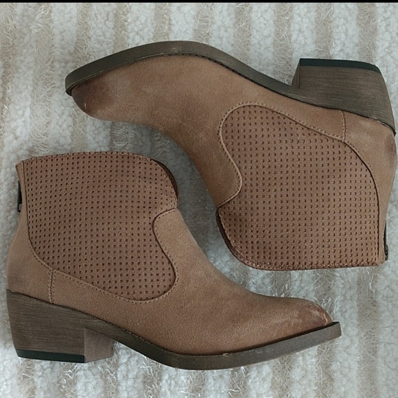 NEW Women's Western Boots Ankle Booties Distressed Tan Sand Soft Back Zip POP 6M - Picture 2 of 8